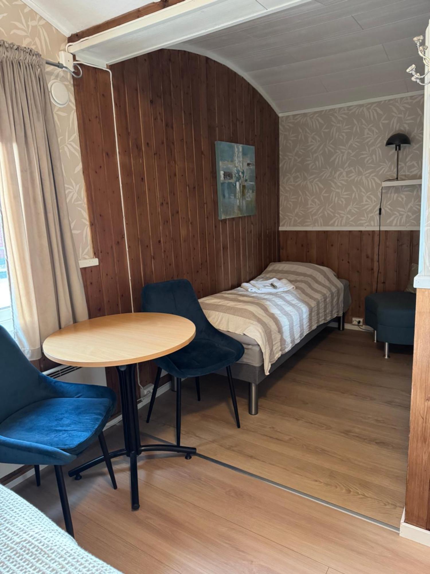 Fjordutsikten Motell & Camping As Lakselv Exterior photo